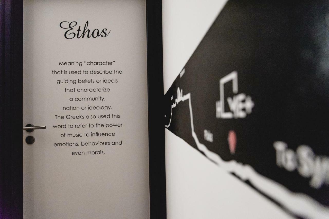 Home Plus Ethos Атина Екстериор снимка